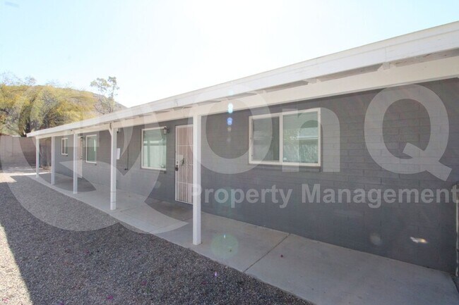 Foto del edificio - 10839 N 15th Ave