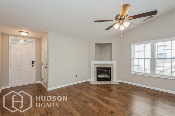 Building Photo - SELF TOUR NOW! - 2005 Kansas City Dr, Monr...