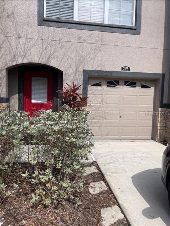 Foto principal - 2425 Middleton Grove Dr