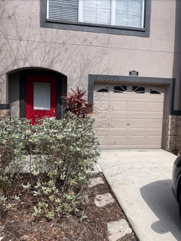 Building Photo - 2425 Middleton Grove Dr