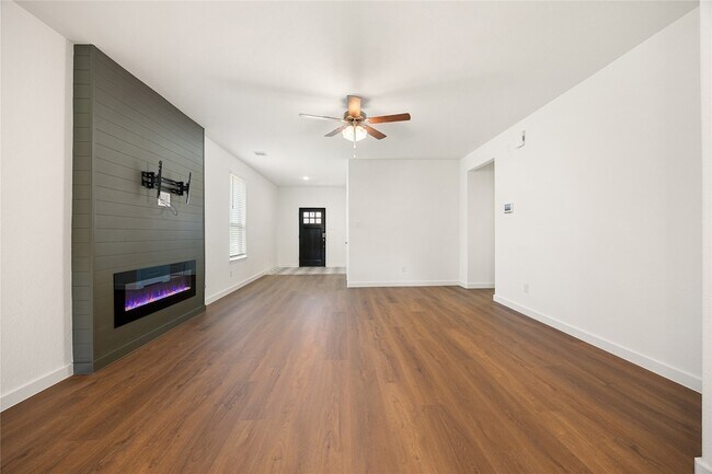 Foto del edificio - 31411 Horseshoe Meadow Bend Ln