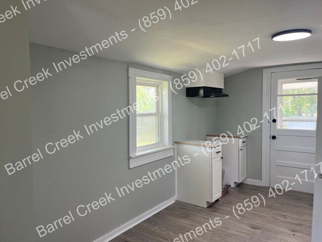 Foto del edificio - Newly Renovated 2-Bedroom, 1-Bath Home wit...