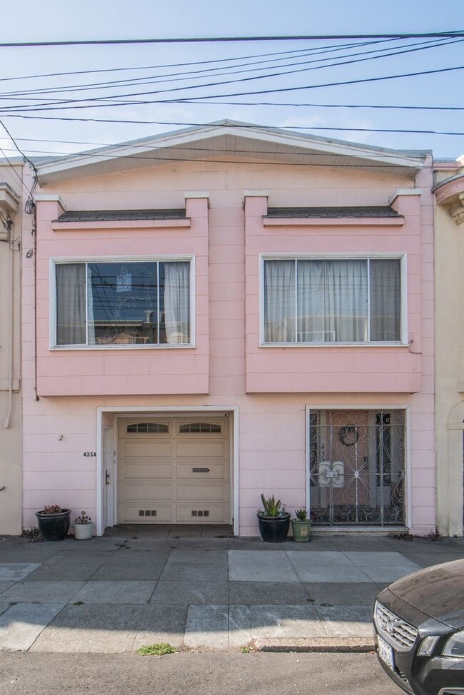 Building Photo - 435 27th Ave