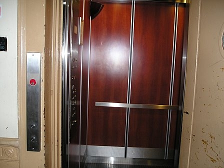 Elevator - 829 E 10th St