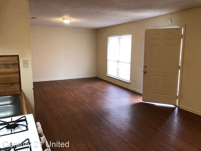 Foto del edificio - 3311-3313 S Palm St