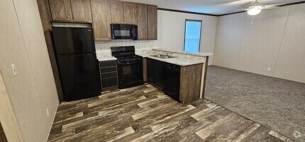 Building Photo - 4 Arbor Ln