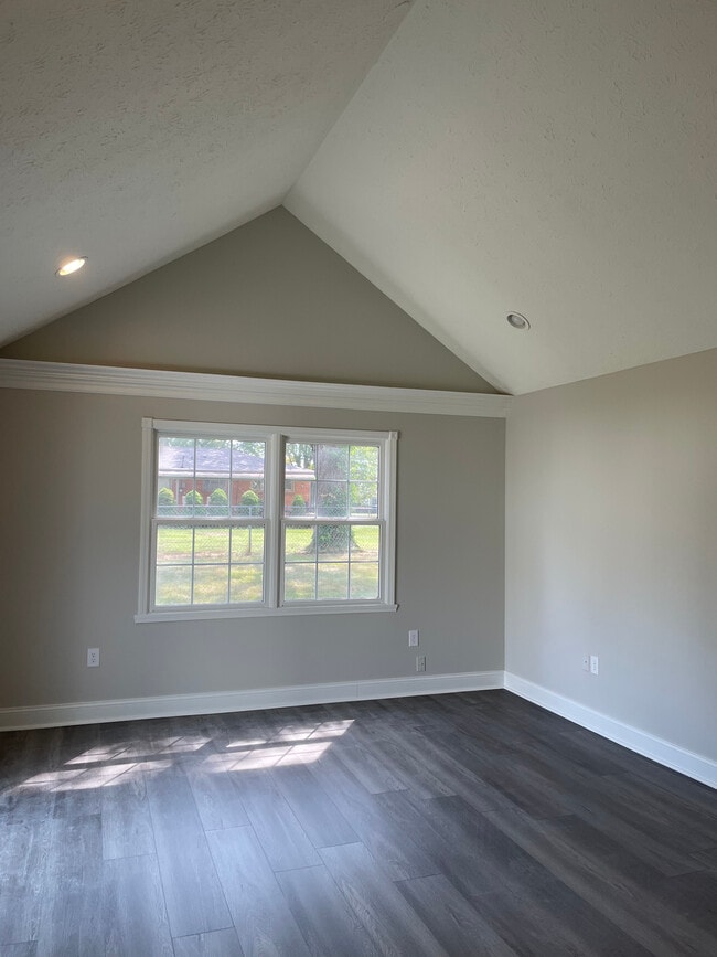 Foto del edificio - 10717 N Park Ave