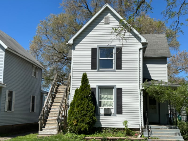 217 S Dearborn Ave Unit 0.5, Bradley, IL 60915 Room for Rent in