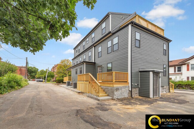 Foto del edificio - 73 Lexington St