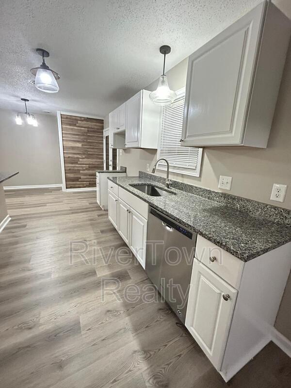 Building Photo - 3616 Old Brownsville Rd