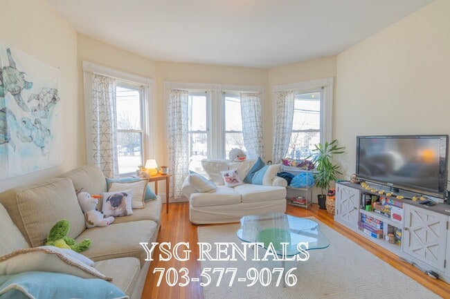 Foto del edificio - 102 Cypress St