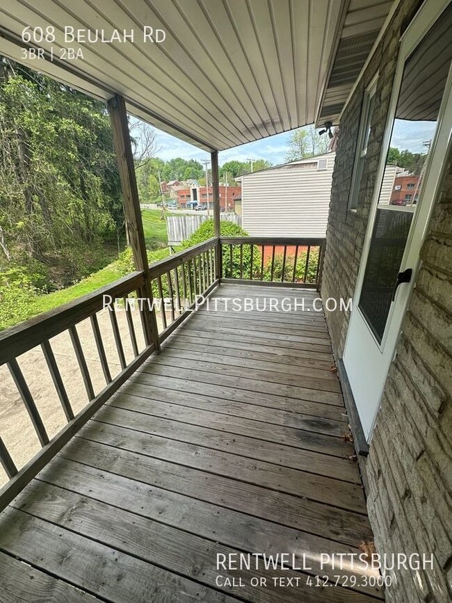 Building Photo - 3 Bedroom Home in Penn Hills