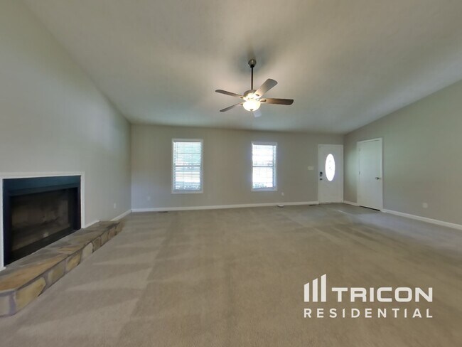 Foto del edificio - 1301 Fairridge Cir SW