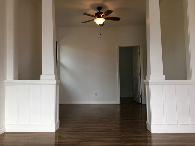 Foto del edificio - 1990 Ocean View Blvd