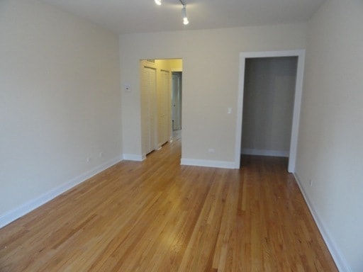 Building Photo - 4056 N Harding Ave
