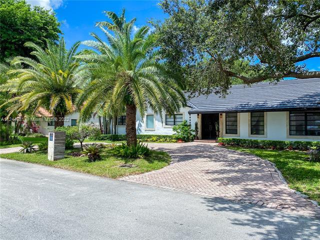 Building Photo - 10605 SW 79th Plz