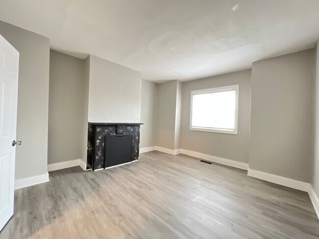 Foto del edificio - 1609-1611 1st Ave