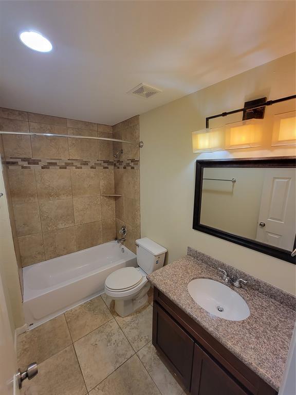 Foto del edificio - 6127 Shadow Isle Ln