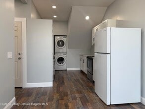 Building Photo - 110 Partition St