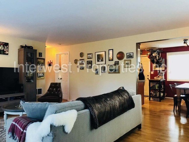 Foto del edificio - 2945 SW Miles St