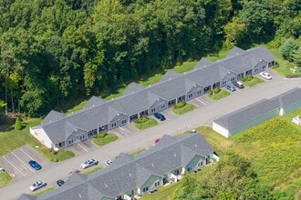 Building Photo - 37 Hunters Ln