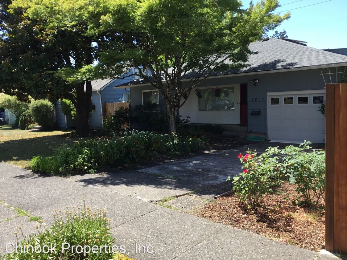Primary Photo - 3 br, 1.5 bath House - 2920 Alder St.