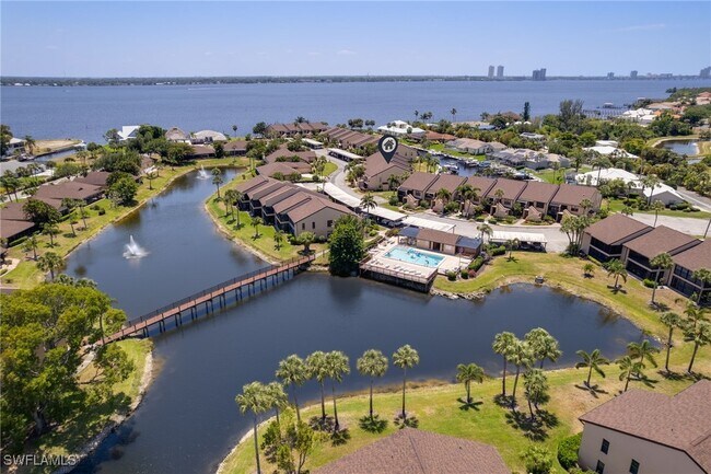 Building Photo - 15489 Admiralty Cir