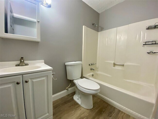 Foto del edificio - 2595 Terrace Ave