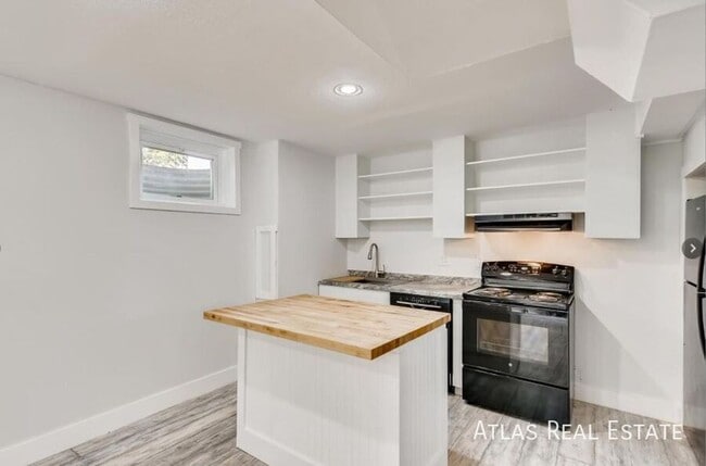 Building Photo - 7486 Turner Dr
