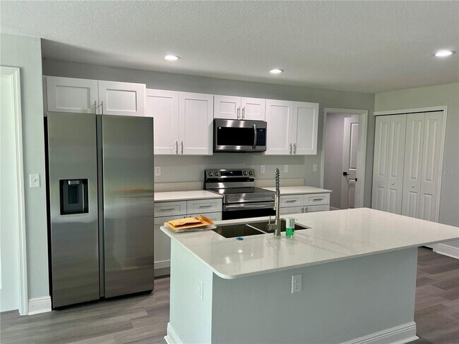 Building Photo - 13609 Markhan St