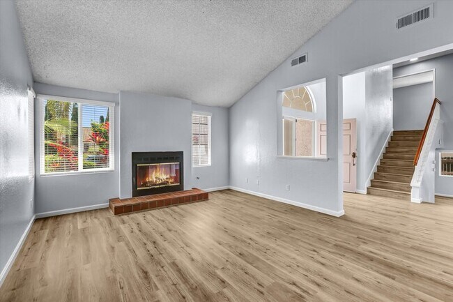 Building Photo - 625 Forester Ln