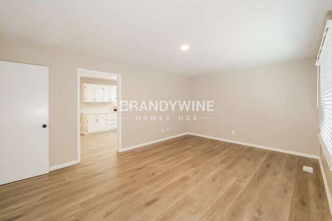 Foto del edificio - 941 NE Bristol Dr