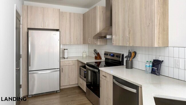 Building Photo - 560 Jack Clift Blvd