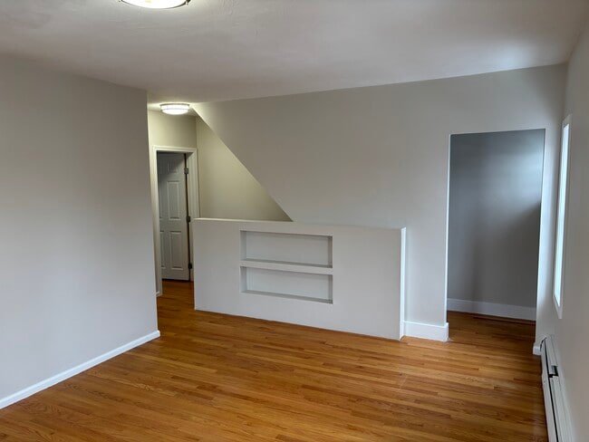 Foto del edificio - Quigley Ave