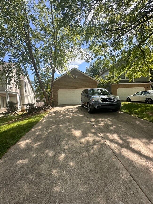 2 car garage - 8323 W 120th Ter