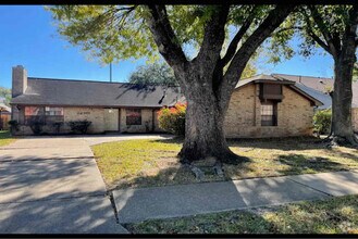 Building Photo - 22919 Benbury Dr