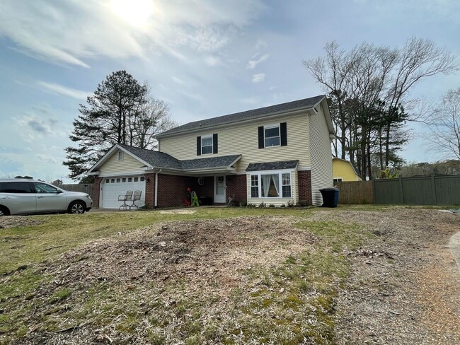Building Photo - 4 bedroom home in the Landstown area of Vi...