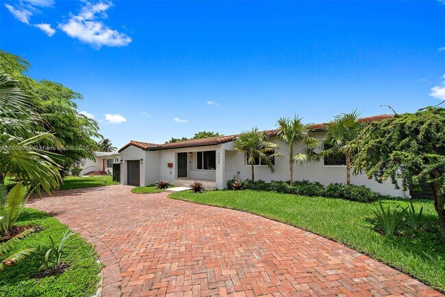 Foto del edificio - 3925 SW 5th Terrace