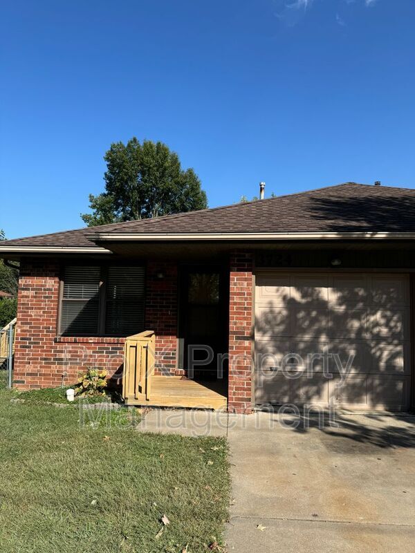 Building Photo - 3724 Farm Rd