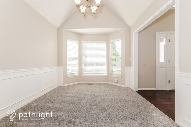 Foto del edificio - 18200 West 157th Street, Olathe, KS, 66062