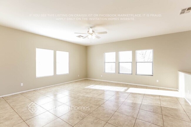 Foto del edificio - 25617 W Nancy Ln