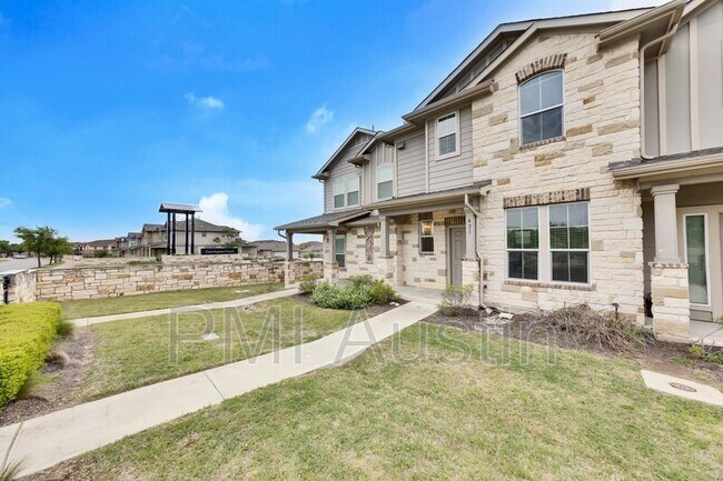 Building Photo - 421 N Heatherwilde Blvd