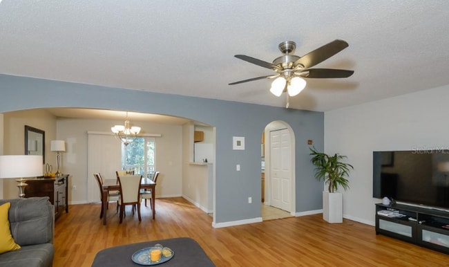 Building Photo - 4649 Ashburn Square Dr