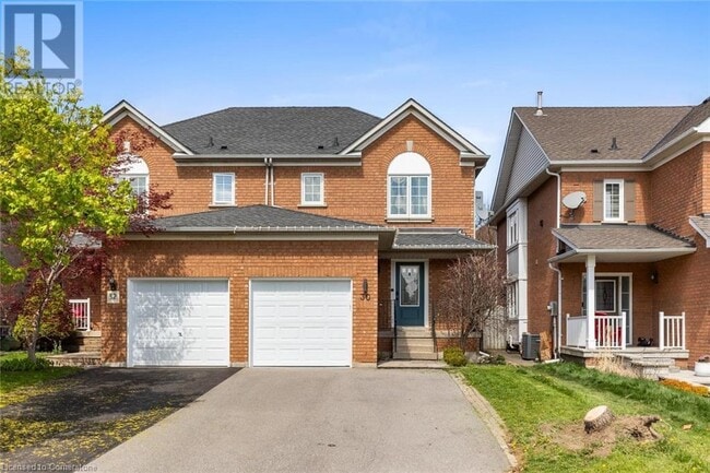 Building Photo - 30 Harnesworth Crescent