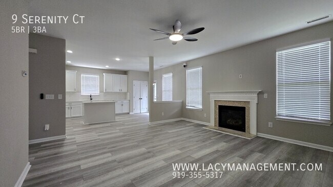 Foto del edificio - 9 Serenity Ct