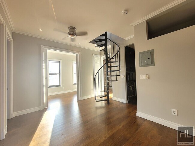 Foto del edificio - East 3rd Street