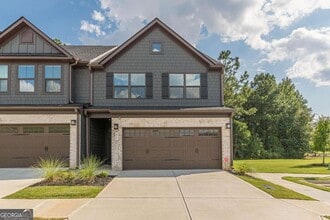 Building Photo - 255 Climbing Ivy Cir