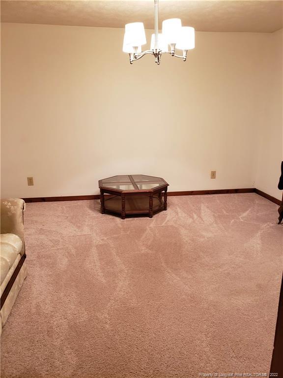 Foto del edificio - 6861 Woodmark Dr