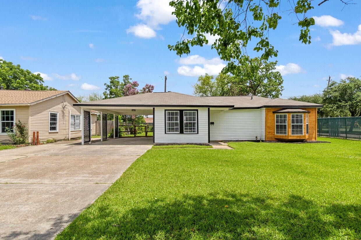 Foto principal - 1000 W Thomas Ave