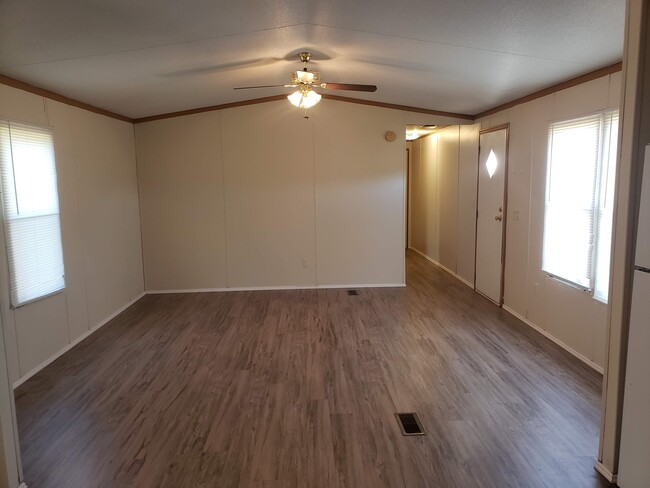 Building Photo - 109 Shelby Ln
